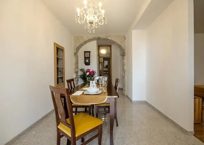 Apartment Derossi
